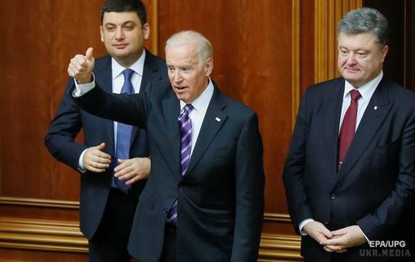 "Путін - ховається". Про що Байден говорив у Раді (відео). Головні тези виступу віце-президента США в українському парламенті.
