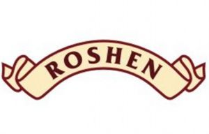Велика торговельна мережа оголосила бойкот продукції Петра Порошенка. Велика торгова мережа «Ашан» заявила про відмову продавати торти компанії Roshen.