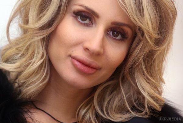 Зірка українська. співачка хотіла, щоб її мама була бабусею, а не депутатом. Зірка залишилася без активної допомоги матері у вихованні доньки