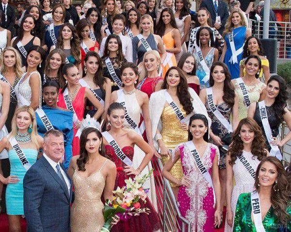 Міс Всесвіт 2015: Українка і росіянка не пройшли в ТОП-15 (фото). Дівчата вибули зі змагання за діамантову корону і титул " Міс Всесвіт 2015.