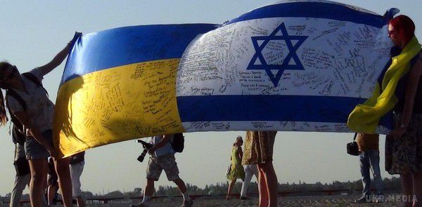 Україна та Ізраїль мають намір підписати угоду про ЗВТ у першій половині 2016 року. Про це Петро Порошенко домовився під час зустрічі з керівництвом Ізраїлю.