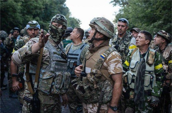 Чи скасують в Україні призов до війська. На думку глави оборонного відомства, заяви про скасування призову є популістськими.