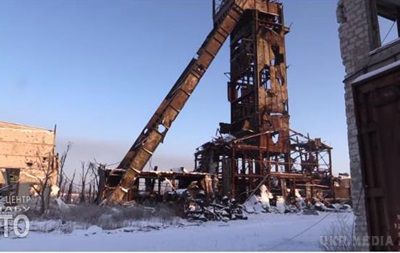 Бійці АТО показали розгромлену в результаті бойових дій шахту. Відео. Силовики розповіли, як воюють в одній з найбільш гарячих точок Донбасу.
