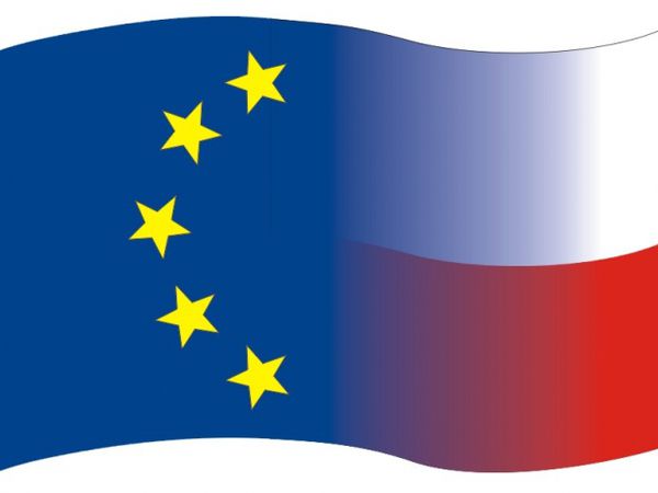 В ЄС пропонують ввести економічні санкції проти Польщі. Члени ЄС підняли питання про можливий економічний вплив на Польщу у відповідь на прийняття закону про ЗМІ.