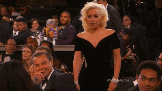 Леонардо Ді Капріо змусили вибачитися перед Леді Гагою. Інцидент на премії " Золотий глобус 2016 , пов'язаний зі співачкою Леді Гага і актором Леонардо Ді Капріо , ніяк не закінчиться. 