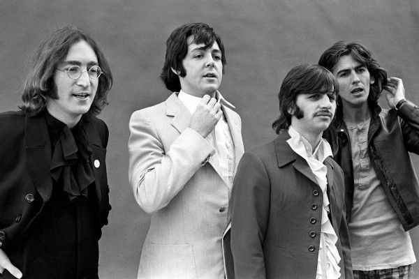 The Beatles: Весь світ відзначає міжнародний день групи. Щорічно 16 січня відзначається Всесвітній день популярної британська рок-групи The Beatles.