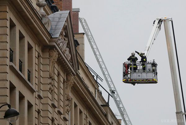 У центрі Парижа загорівся легендарний готель "Ritz". Один з найфешенебельніших готелів французької столиці загорівся о 7.00 за місцевим часом (8.00 за Києвом) у вівторок, 19 січня. 