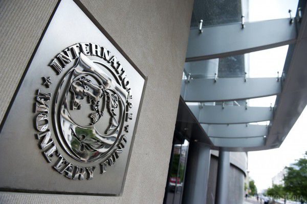 Яких грошей чекає Україна від МВФ та коли. Україна розраховує отримати від Міжнародного валютного фонду 7 млрд доларів цього року