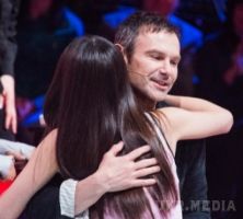 Голос країни 6: співачка з Донецька суддів довела до сліз. У столиці пройшли зйомки першого етапу шоу Голос країни 6 – "вибір наосліп". 