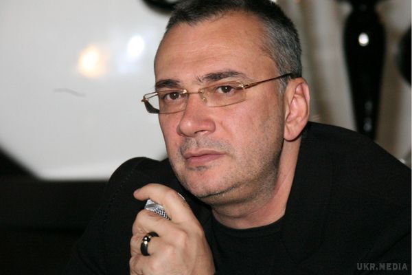 Костянтин Меладзе щодо викраденої машини: "Я не переживаю - у мене їх кілька". Днями у відомого композитора у Києві викрали дорогий автомобіль "Лексус" з під носа його водія.