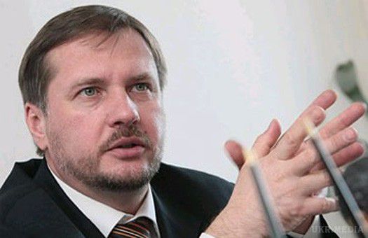 Яценюк завис на волосинці: Порошенко може піти ва-банк, - Тарас Чорновіл. Експерт вважає, що президент України може навіть піти на дострокові вибори.