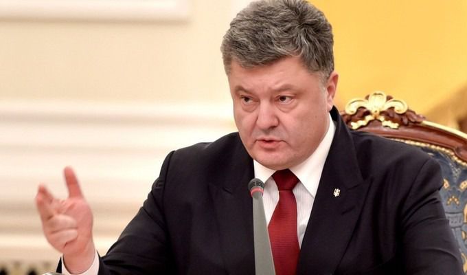 Президент Порошенко визнав, що в конфлікті Абромавічус з Кононенко прав міністр - Бутусов. Показовим стало те, що мало хто засумнівався у тому, що Ігор Кононенко дійсно вимагав призначення на певні посади;"своїх людей".