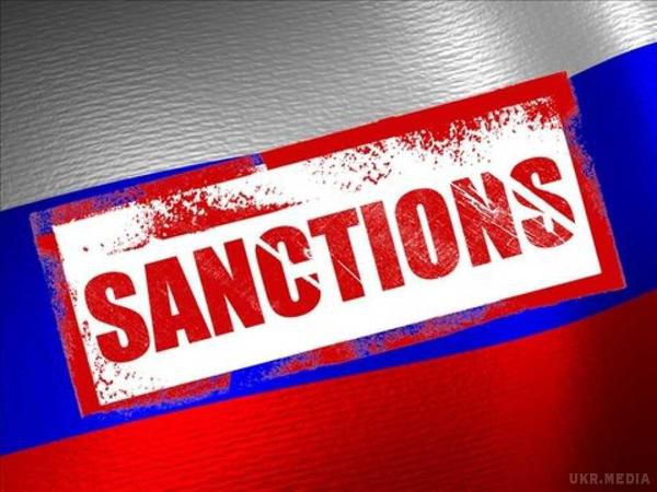  Скільки мільярдів втратять через санкції і дешеву нафту підрахувалиу Росії. Фінансові санкції проти Росії та різке падіння цін на нафту призведуть до втрати близько 600 мільярдів доларів у період з 2014 по 2017 роки