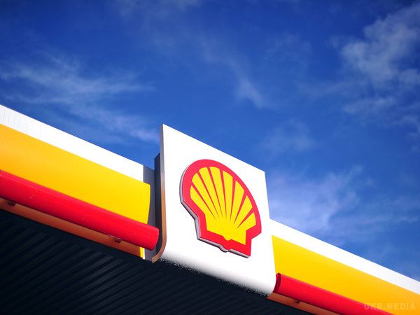 У компаніі Shell звільнено 10 000 працівників. Нафтова компанія Royal Dutch Shell підтвердила, що скоротить 10 тисяч робочих місць на тлі найбільшого падіння річного прибутку за 13 років