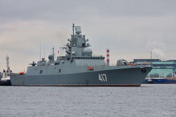 В Чорному і Каспійському морях почалися навчання ВМС Росії. В РФ продовжується раптова перевірка військ.
