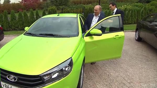 П'ять причин сказати "ні" Lada Vesta (фото, відео). Російський автовиробник всерйоз розраховує активно продавати в Україні нову модель – Lada Vesta. Однак навіть самі перші російські покупці радять не робити цього