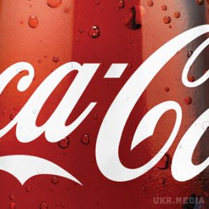 Фото чергового "ляпу" компанії "Coca-Cola" щодо України. Французьке представництво найбільшого світового виробника безалкогольних напоїв Coca-Cola опублікувало календар з розкладом чемпіонату Європи з футболу 2016 з помилкою