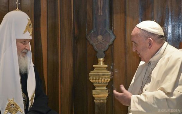 Папа Римський і патріарх Кирило закликали до миру в Україні. Про це йдеться в декларації за результатами їх історичної зустрічі в Гавані.