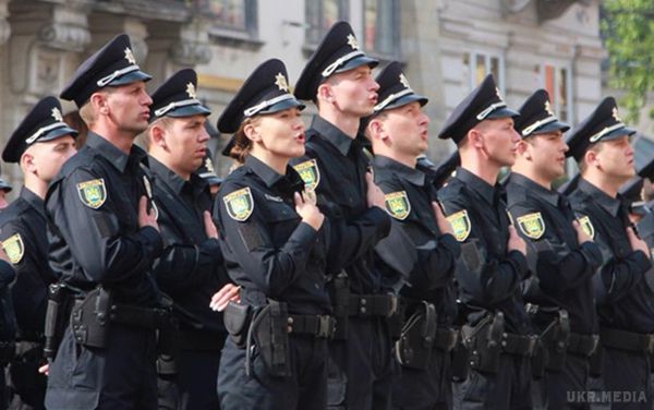 Керівник Національної поліції Хатія Деканоїдзе підсумувала, скільки поліцейських втратили посади. За підсумками переатестації