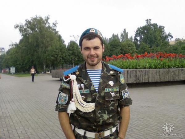 Хто воює на Донбасі в складі батальйону "П'ятнашка". Абхазькі найманці допомагають терористам Донбасу у будівництві "русского мира" на окупованій території.
