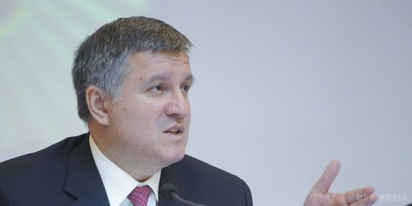 Як Аваков прокоментував суд над поліцейським. Глава МВС Арсен Аваков прокоментував арешт поліцейського Сергія Олійника, якого підозрюють у вбивстві 17-річного пасажира BMW.