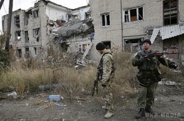 Шість найгарячіших точок Донбасу. Бойовики стріляють з забороненої зброї.