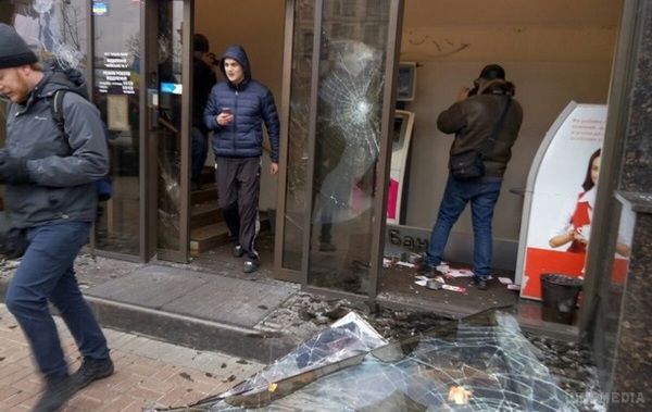 ОУН заперечує причетність до погромів в Києві. Бійці ОУН були в цей час у Миколаєві, заявив глава організації.