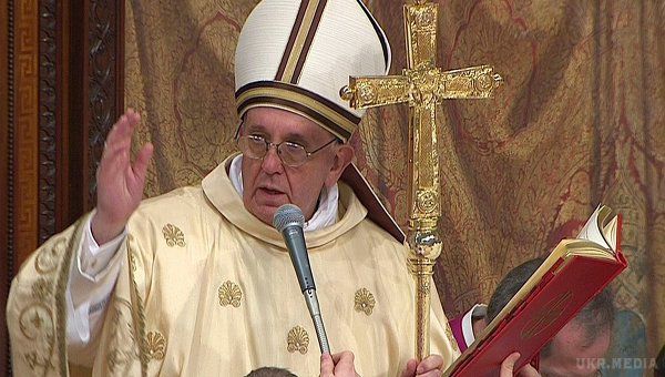 Папа Римський Франциск закликає скасувати в усьому світі смертну кару. Папа Римський  закликав усіх світових лідерів продемонструвати свою мужність і не приводити в цьому році у виконання вироки до смертної кари