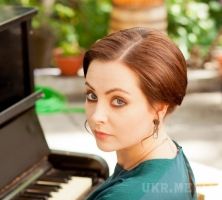 Не зарікайся: Валерія Ходос кричить, коли її не чують (31 серія відео). 100-серійна авантюрна мелодрама Не зарікайся на каналі Україна за останній місяць змусила серйозно похвилюватися шанувальників актриси Валерії Ходос про долю героїні.
