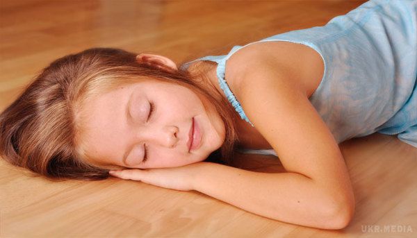 П'ять причин спати на підлозі: радить екстрасенс. Зціли своє тіло: розбираємося в причині хвороби і усуваємо її. Поради екстрасенса