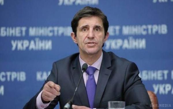 Шкіряк: водій BMW, за яким гналися в Києві, намагається втекти. Водієві буде висунуто підозру за двома статтями.