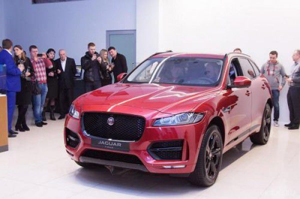 В Україні назвали ціни на Jaguar F-Pace. Презентація новинки відбулася в Харкові.