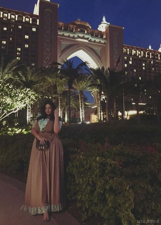 23-річна красуня з Верховної Ради поділилася фото з відпочинку в Дубаї. Зовсім недавно в ложі преси Верховної Ради була помічена 23-річна дівчина з Дніпропетровська Валерія Єгорова.
