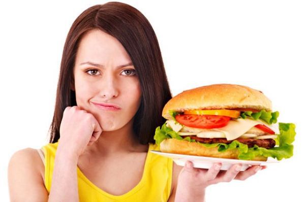 Якщо з'їдати по 6000 калорій в день-що трапиться.  Фахівці провели експеримент і показали, що станеться, якщо щодня з'їдати по 6000 калорій.