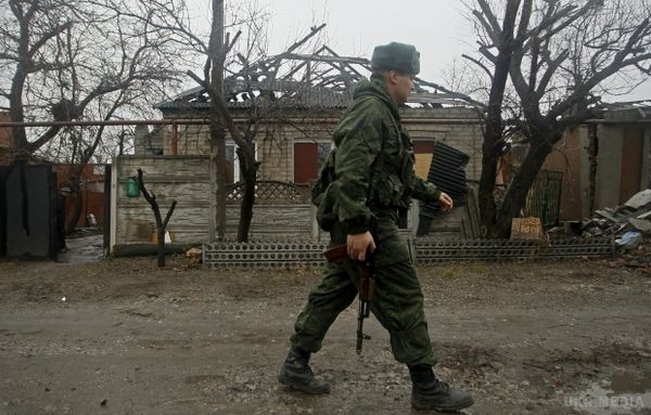 В зоні АТО загинув старший лейтенант ЗС Росії при невдалій спробі виходу - розвідка. В зоні проведення антитерористичної операції у складі диверсійно-розвідувальної групи загинув один російський військовий, ще троє отримали поранення.