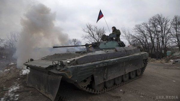 Донбас.  Росіяни штурмують позиції ЗСУ: В атаку пішли танки, підтягнули "Нони". Найгарячішою точкою АТО зараз є Авдіївська промзона.