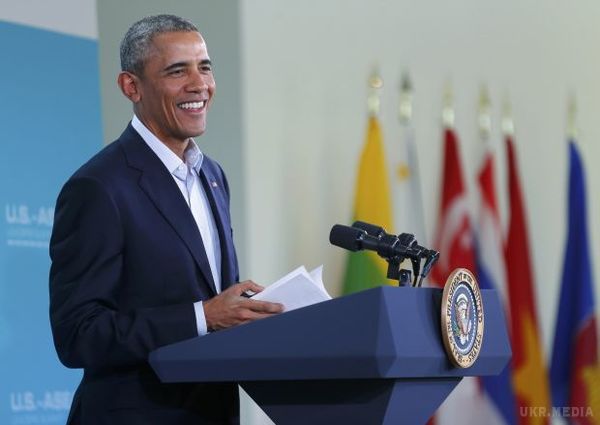 Обама перед візитом в Гавану знявся в кубинському комедійному шоу (відео). Президент США прибув на Кубу з державним візитом у неділю. Візит по праву вважається історичним - це перша поїздка американського лідера на Кубу за майже 90 років.