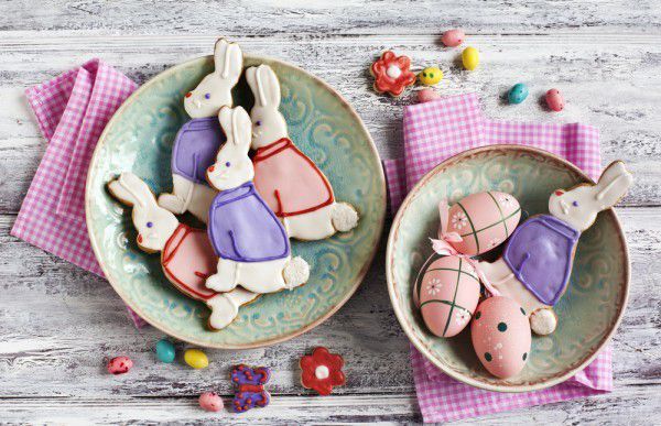 Католицька Пасха: ТОП-5 страв у вигляді кроликів. Кролик – один з головних символів католицької Пасхи, яку в 2016 році будуть відзначати 27 березня. Пропонуємо  кілька рецептів святкових страв у вигляді кроликів.