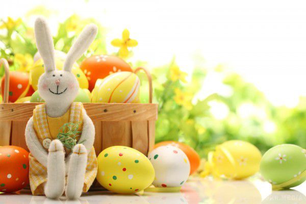 Католицька Пасха: ТОП-5 страв у вигляді кроликів. Кролик – один з головних символів католицької Пасхи, яку в 2016 році будуть відзначати 27 березня. Пропонуємо  кілька рецептів святкових страв у вигляді кроликів.