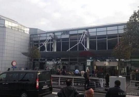 Теракт в Брюсселі: один із смертників залишив передсмертну записку. Бельгійська поліція виявила комп'ютер одного з бойовиків, що влаштували теракти в Брюсселі 22 березня. 