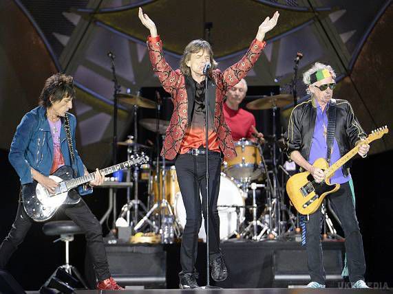 Легендарна група The Rolling Stones дали безкоштовний концерт на Кубі. За підрахунками різних джерел на концерті було від 200 тисяч до півмільйона людей.