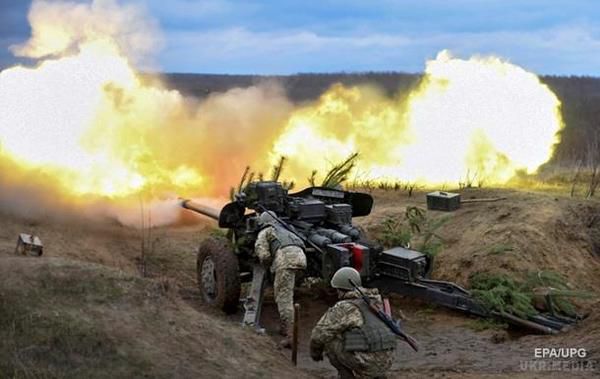  АТО: число обстрілу зросло у півтора рази. Обстановка на Донбасі залишається складною і має тенденцію до загострення, зазначають військові.
