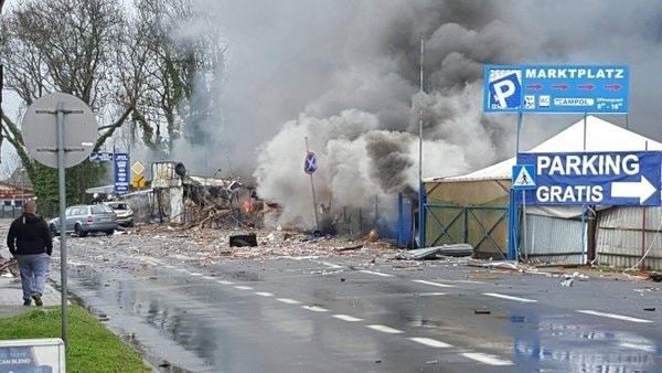 Вибух стався на кордоні Німеччини і Польщі прогримів вибух, є жертви (фото, відео).  Біля магазину піротехніки в німецькому містечку Хоенвутцен на кордоні з Польщею.