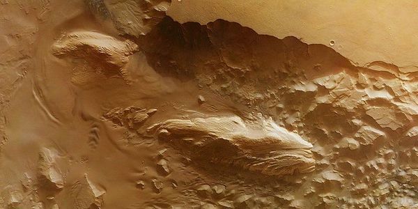 Вчені розкрили таємницю пагорбів на Марсі. За словами фахівців, кургани, помічені марсоходом Curiosity, формувалися протягом мільйонів років під дією повітряних потоків.
