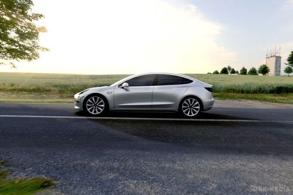 Tesla Model 3 представлений офіційно (ФОТО, ВІДЕО). Покупці новинки на весь час її експлуатації зможуть забути про всі витрати на бензин.