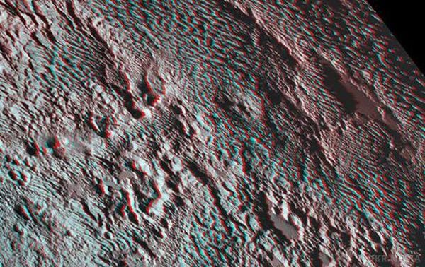 Незвичайний рельєф Плутона зображений на новому знімку NASA (фото). Тривимірний знімок ділянки Плутона нагадує зміїну шкіру.