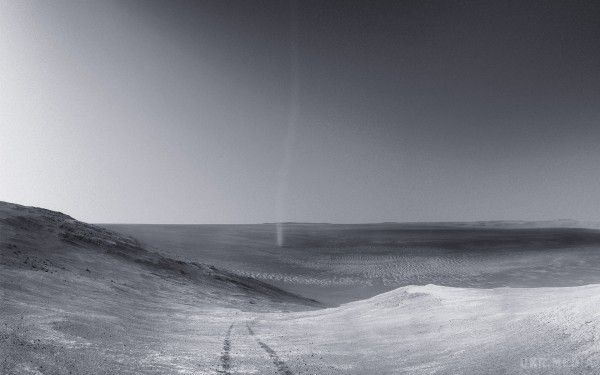 Марсоходу вдалося зняти "пилового диявола" на Марсі (фото). Напередодні в наукових джерелах з'явився новий знімок "пилового диявола" на Марсі, зроблений марсоходом Opportunity.