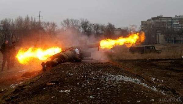 Терористи атакували житловий сектор Авдіївки. Авдіївка. 10:30. Бойовики бандформувань «ДНР» завдали артилерійський удар по житловому сектору.