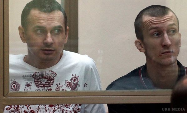 Сенцов і Кольченко дуже скоро будуть в Україні, - стверджує адвокат. Українських політв*язнів можуть відправити відбувати термін на батьківщині.