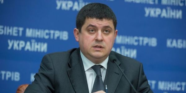 Чи "Народний фронт" підтримає відставку Яценюка. Максим Бурбак зазначив, що 11 квітня відбудеться засідання фракції, на якому остаточно обговорюватиметься це питання.